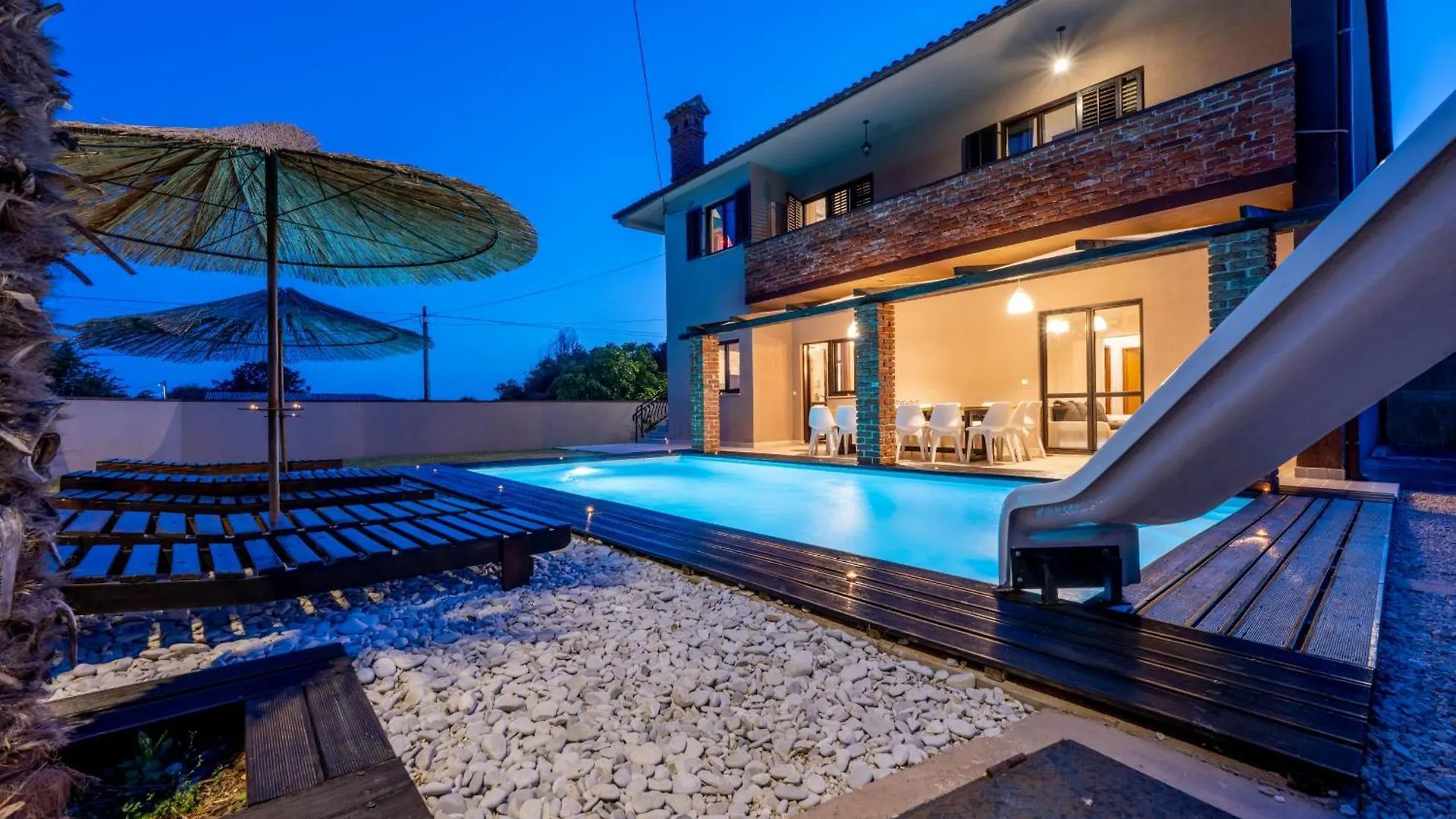 Villa Pupos With Hot Tub And Private Pool Rebici 0*,