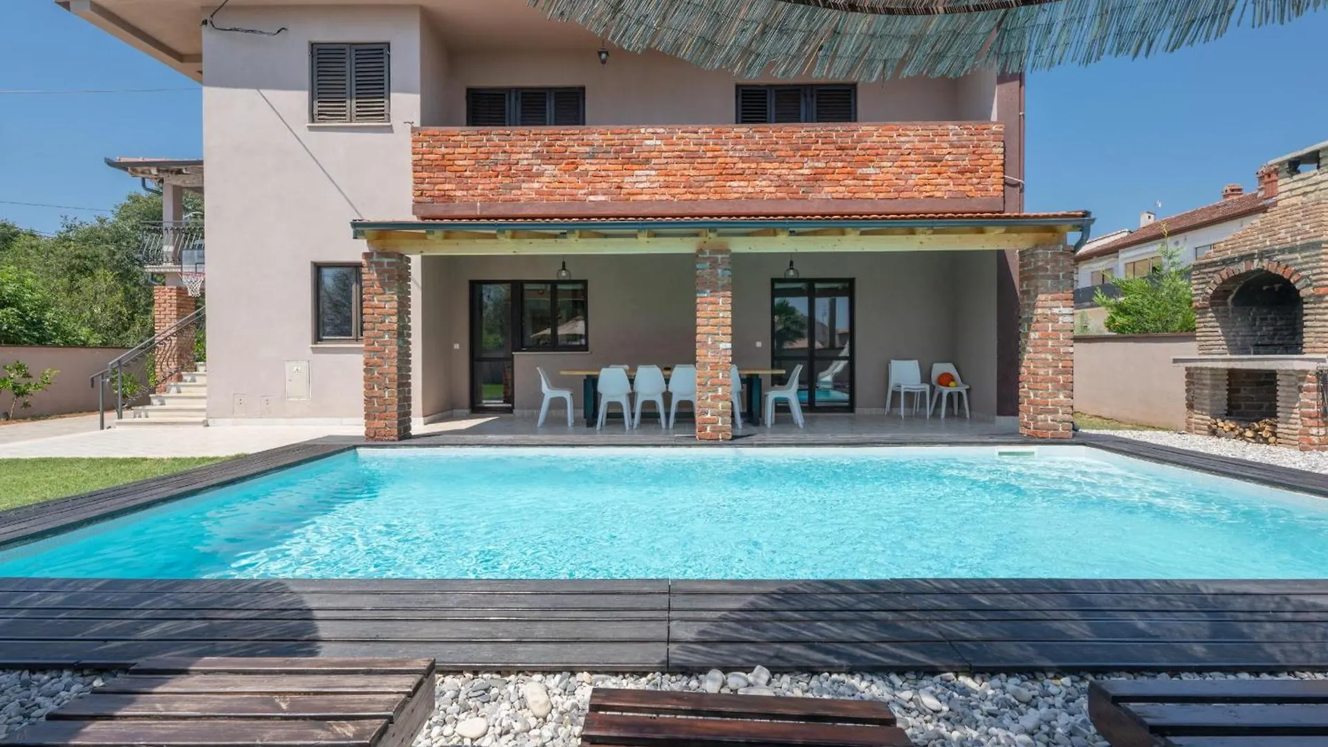 Villa Pupos With Hot Tub And Private Pool Rebici